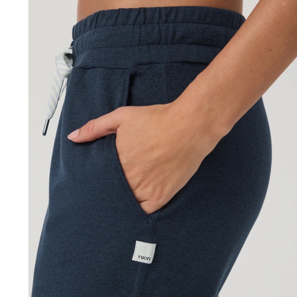 Vuori Women's Performance Jogger Midnight Heather Navy Blue Small Super Soft - Picture 4 of 11